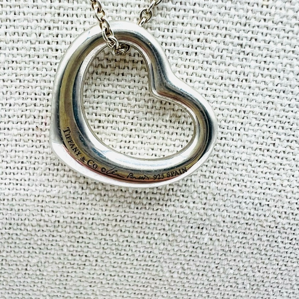 Tiffany & Co Elsa Peretti Open Heart pendant necklace